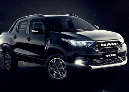 Auto RAM 700 2025