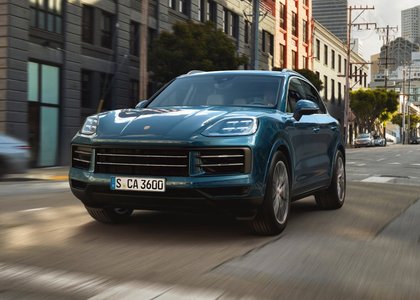Auto Porsche Cayenne 2025