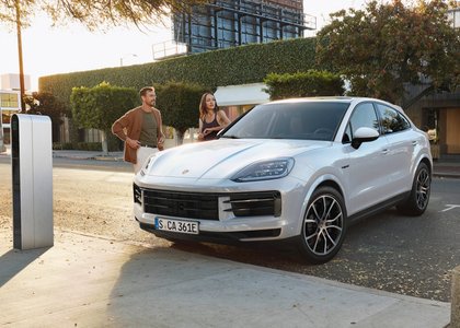 Auto Porsche Cayenne Coupé Híbrida undefined