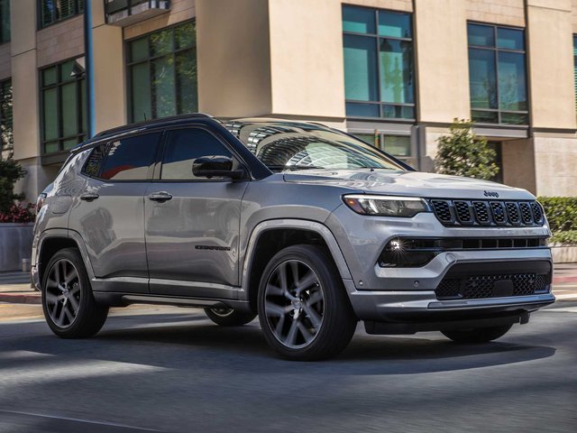 Jeep Compass LIMITED PREMIUM 2024