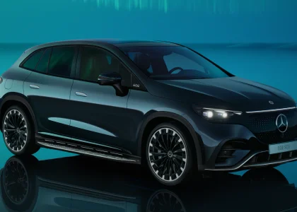 Auto Mercedes-Benz EQE SUV 2025