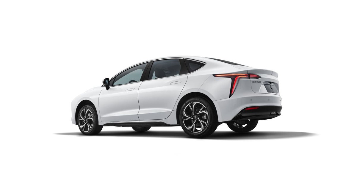 JMC EV Black 2025