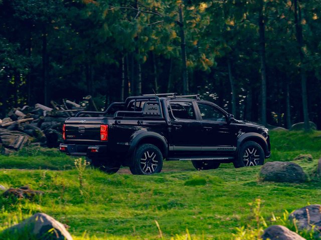 JAC Frison T8 Adventure Adventure Edition 2025