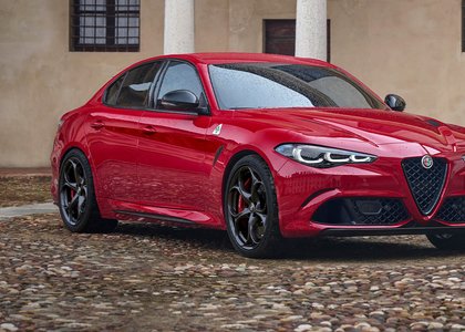 Auto Alfa Romeo Giulia Quadrifoglio undefined
