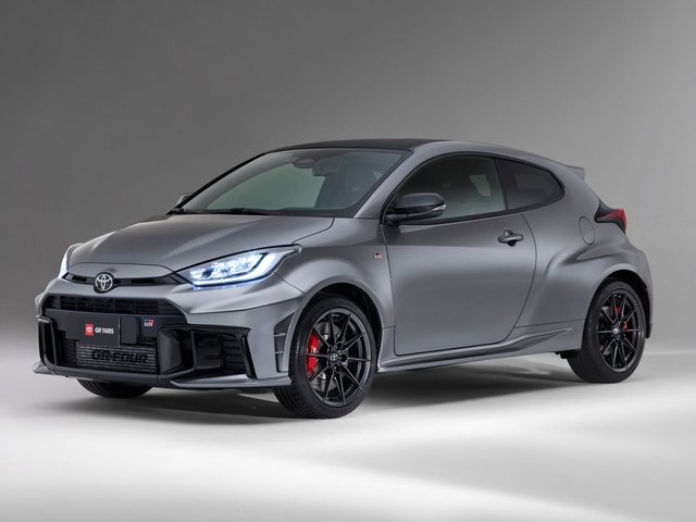 gr yaris 2026