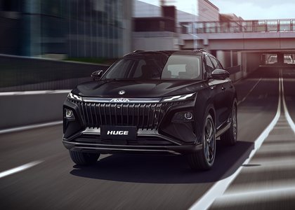 Dongfeng Huge HEV 2025