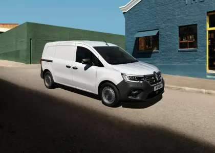 Auto Renault Kangoo E-Tech 2025