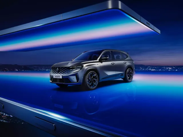 Renault Koleos híbrida E-Tech TROPHY AWD 2026