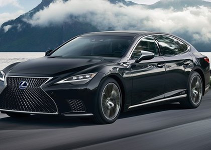 Auto Lexus LS Híbrido 2024