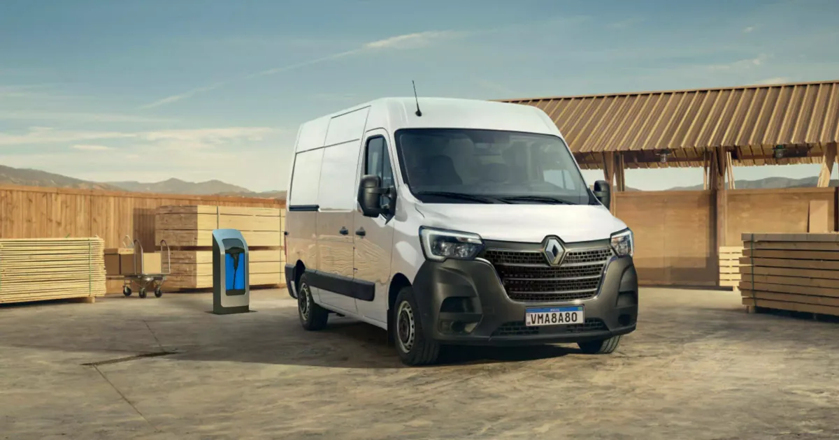 Renault Máster E-Tech 2025