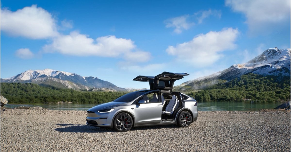 Tesla Model X 2026