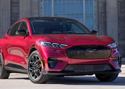 Ford Mustang Mach-E 2025