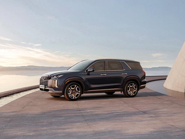 Hyundai Palisade Limited Tech AT 2025