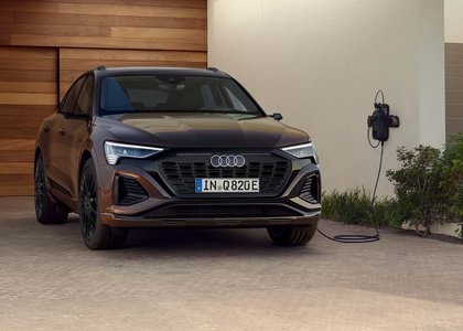 Audi Q8 Sportback e-tron 2025