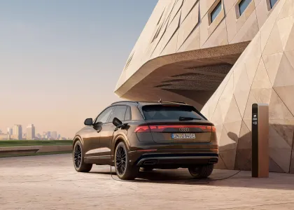 Audi Q8 SUV TFSI e 2025