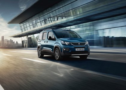 Auto Peugeot Rifter 2025