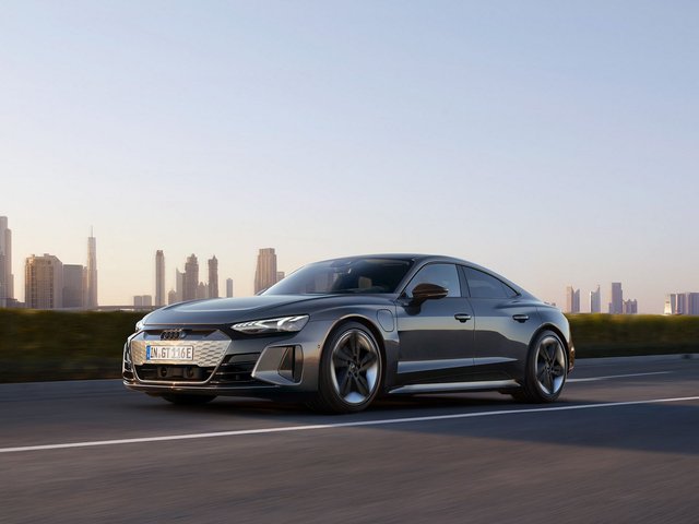 Audi RS e-tron GT 2024