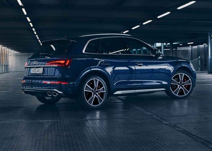 Auto Audi SQ5 2025