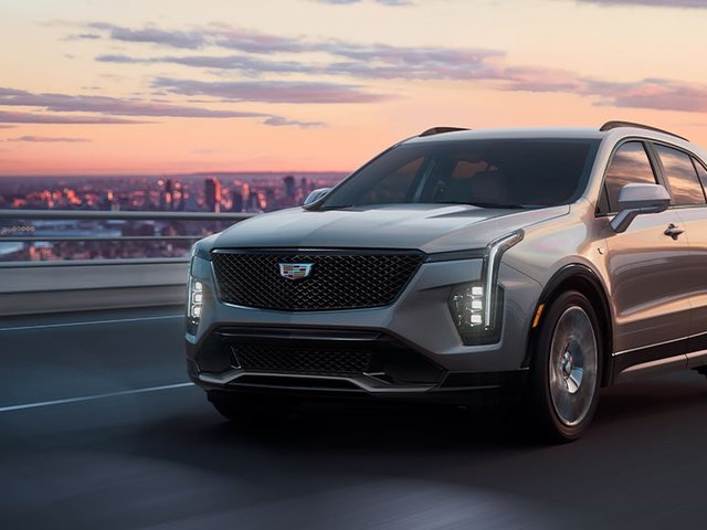 Cadillac XT4 Premium Luxury 2025